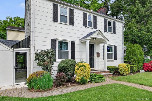 Building Photo - 155 White Rd