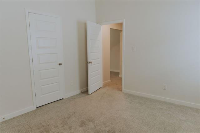 Building Photo - 989 Sprangletop St