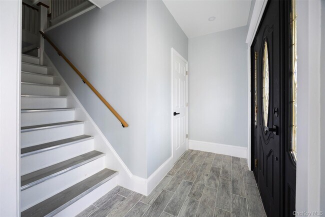 Building Photo - 67 S Grand Ave