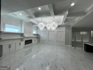 Building Photo - 960 Nours Cir SE