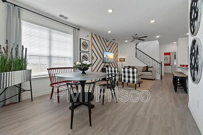 Building Photo - 2820 Percheron Dr