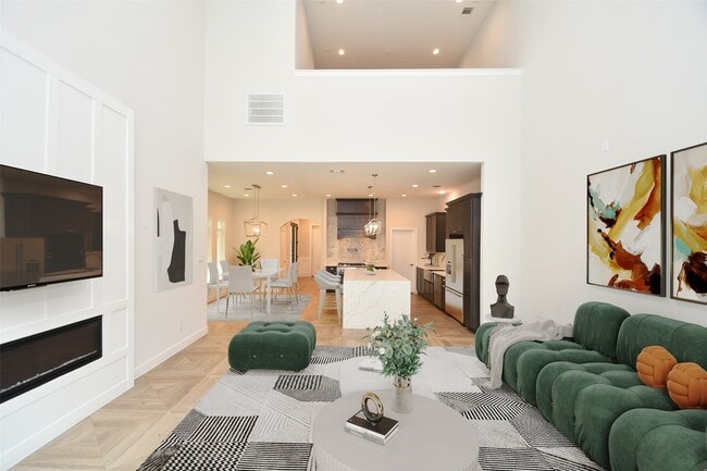 Building Photo - 2315 Peckham St