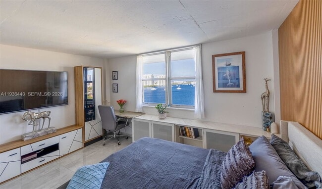 Building Photo - 2841 NE 163rd St