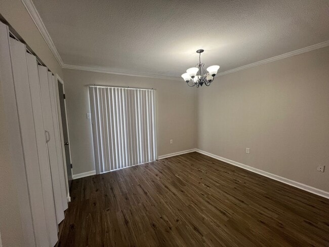 Building Photo - 10286 W Winston Ave