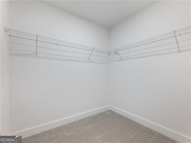 Building Photo - 2438 Shadburn Ferry Dr