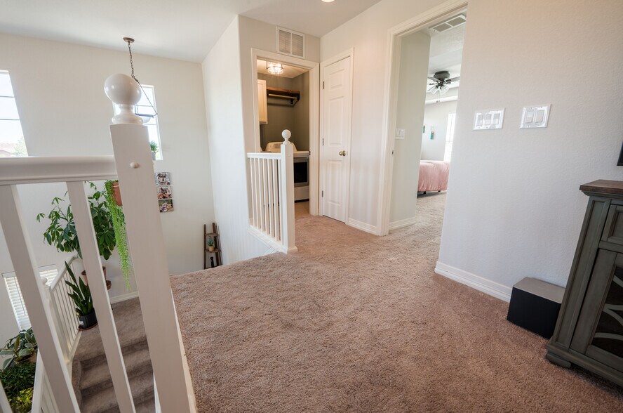 Building Photo - 7047 Whitebark Ln