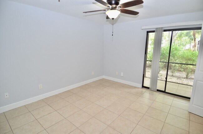 Building Photo - One bedroom one bathroom condo in Palmer Ranch
