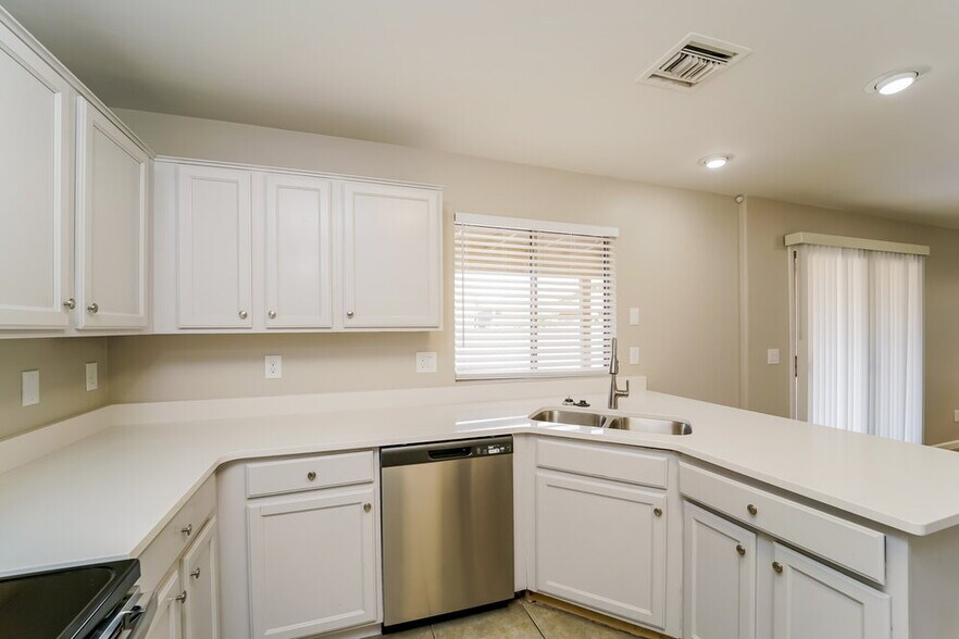 Building Photo - 4127 E Agate Knoll Dr