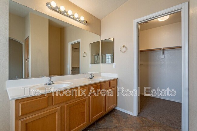 Building Photo - 4073 S Shady Ct