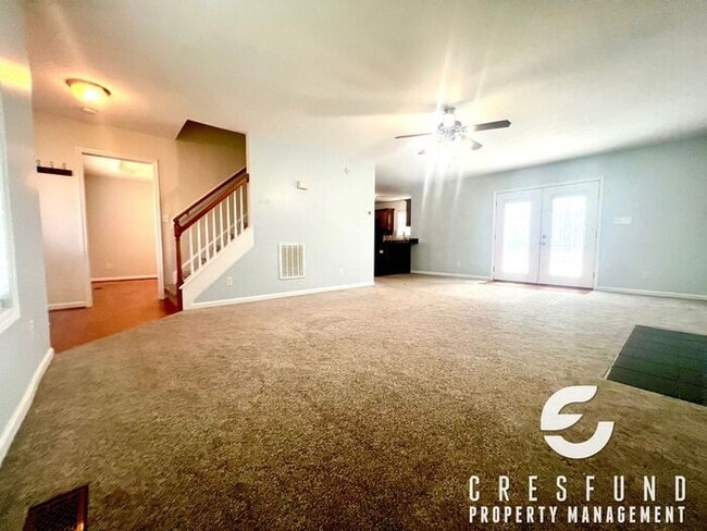 Building Photo - 3bedroom 2.5 Bath Home in Overhills Creek-...
