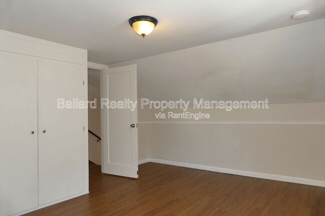 Building Photo - 1417 NW 60th St