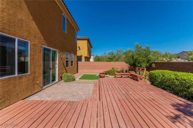 Building Photo - 713 Tall Arrow Ave