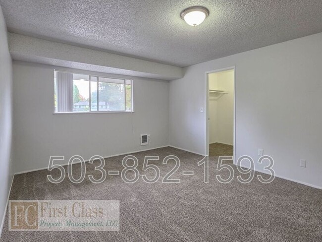 Building Photo - 1328 NE 186th Ave