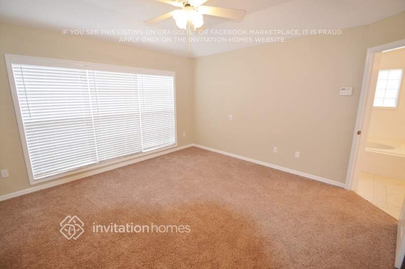 Building Photo - 945 Beresford Way