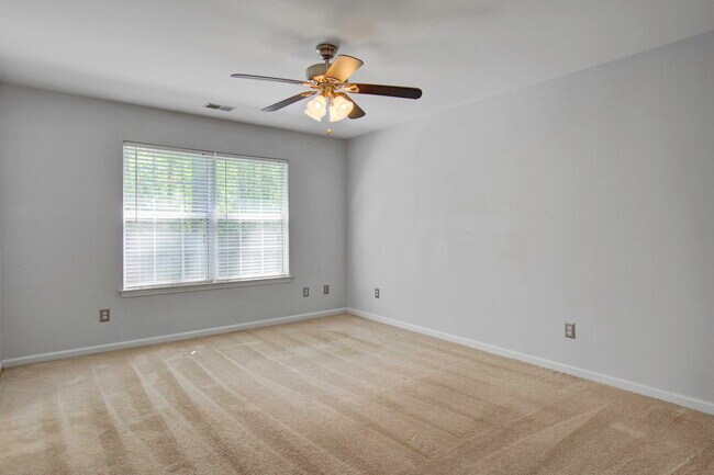 Building Photo - 5328 Tidewater Dr