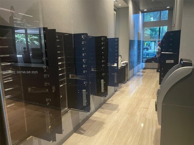 Building Photo - 1080 Brickell Ave