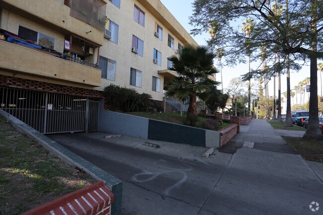 Building Photo - Eleven Eleven Apartments