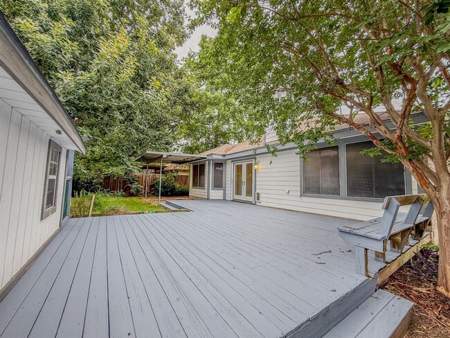 Building Photo - 16908 Cactus Blossom Dr