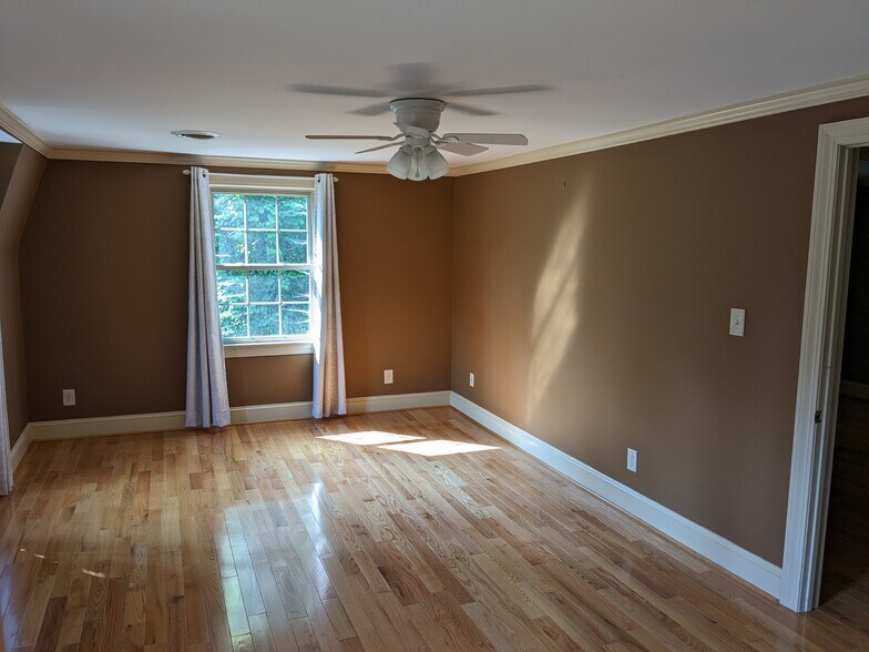 Building Photo - 206 Chowan Rd