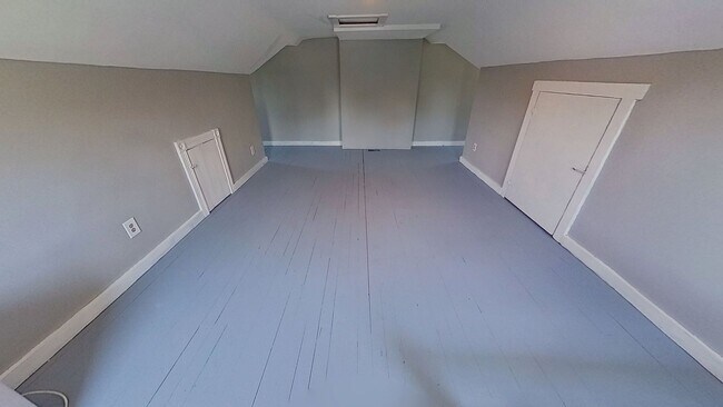 Building Photo - Duplex