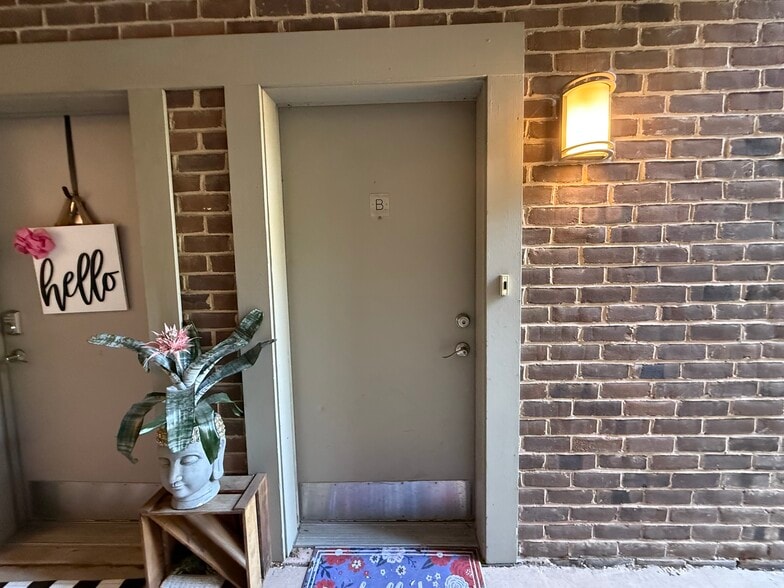 Front Door - 1231 Gemini Dr