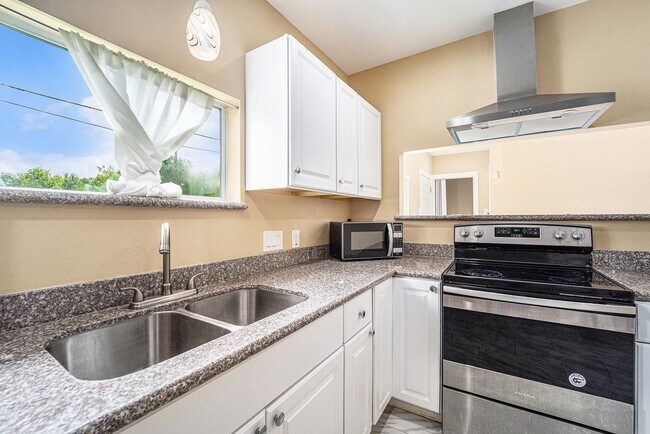 Building Photo - 4146 Brinkley St