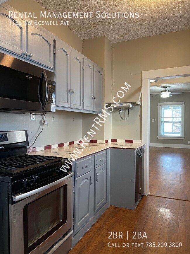 Building Photo - 1184 SW Boswell Ave