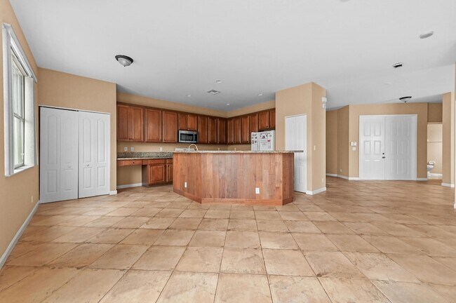 Building Photo - 116 Hamilton Terrace