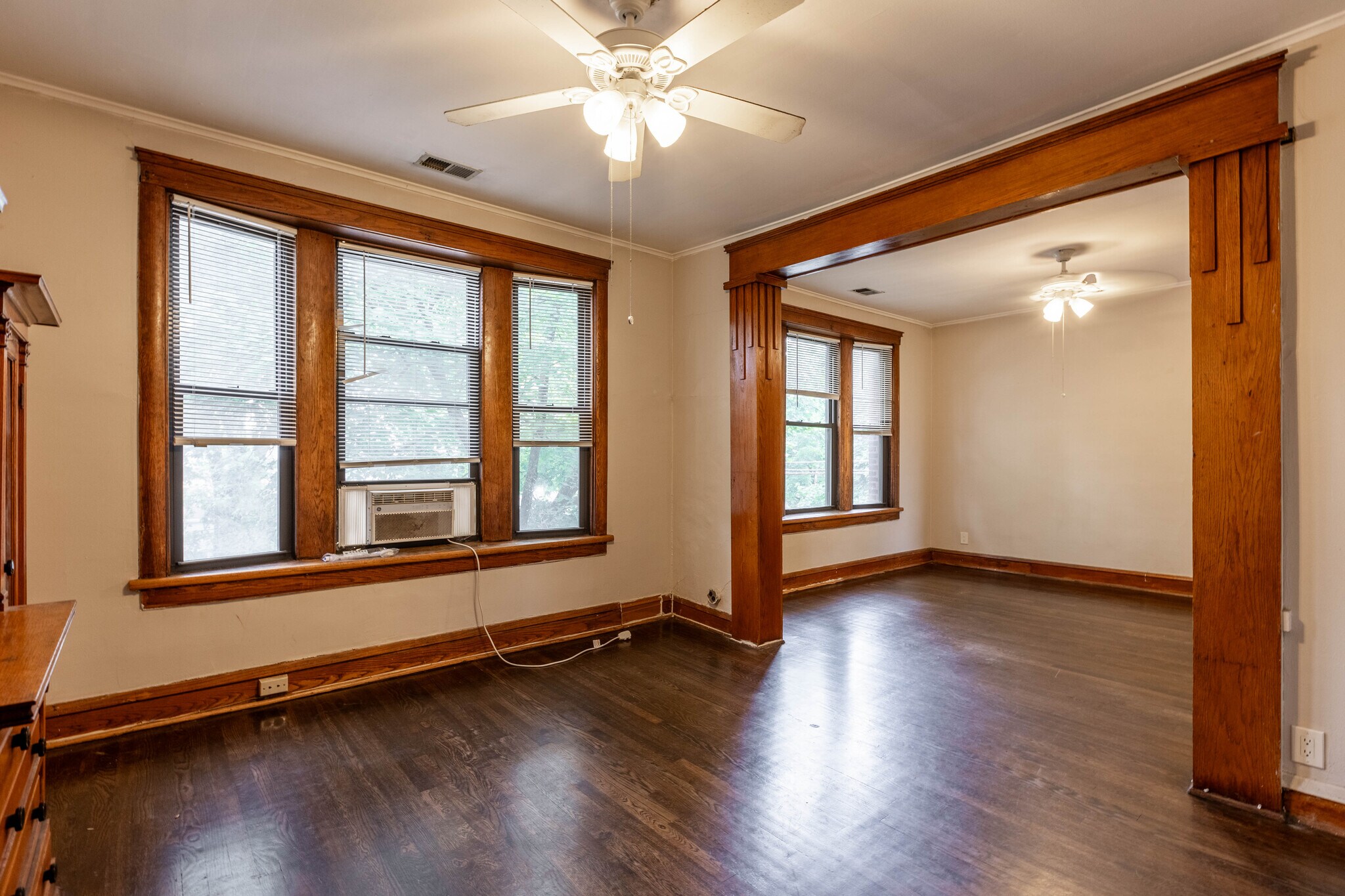 Building Photo - 3620 W Grace St