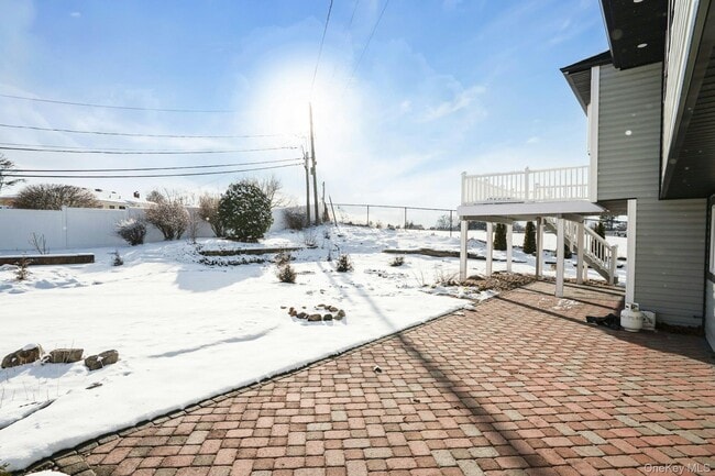 Building Photo - 89 Harvest Ln