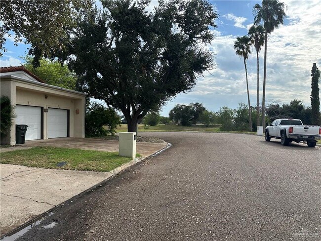 Building Photo - 42 Colorado Ct