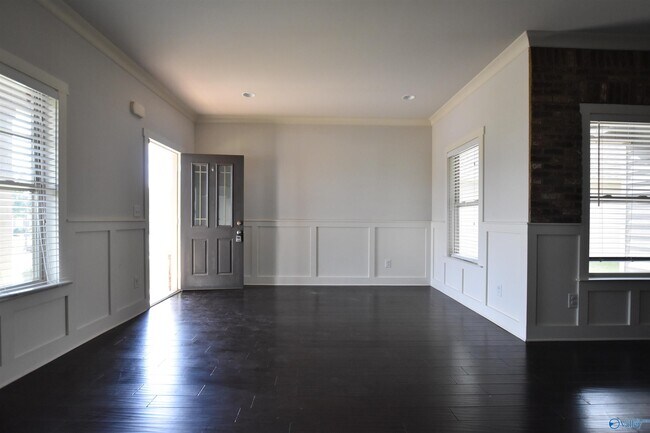 Building Photo - 6007 Stonewater Ct