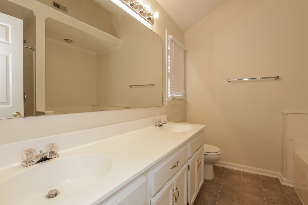 Building Photo - 3012 Emerald Meadow Ln