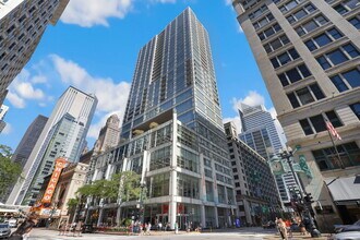 Building Photo - 8 E Randolph St