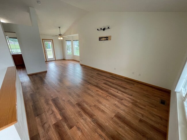 Building Photo - Beautiful open-concept ranch