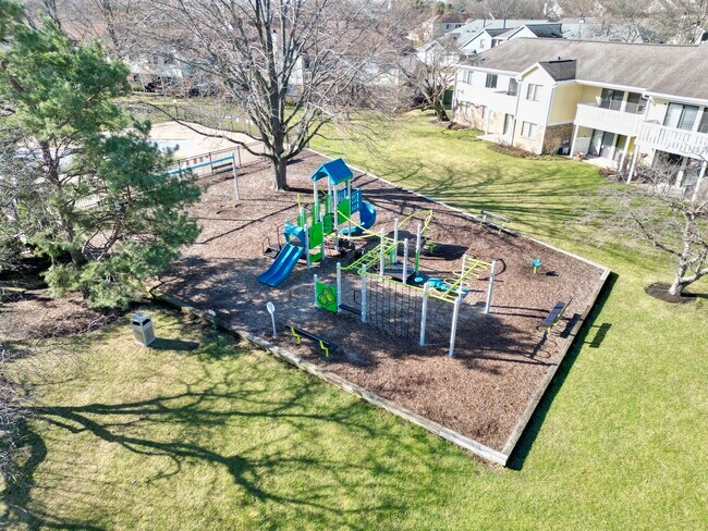 Building Photo - 1168 Middlebury Ln