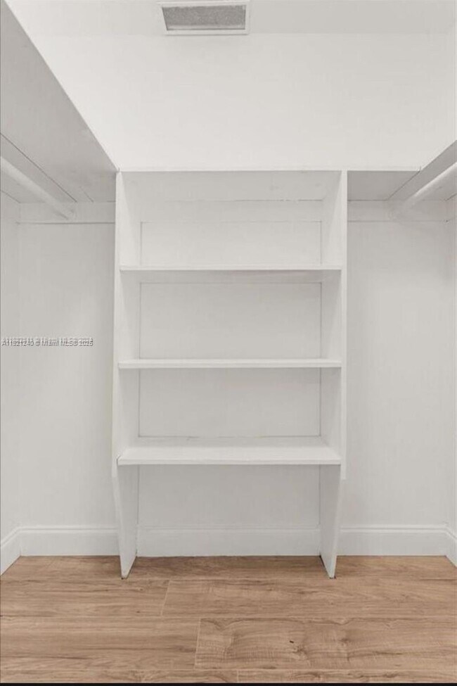 Building Photo - 7160 SW 5th Ct