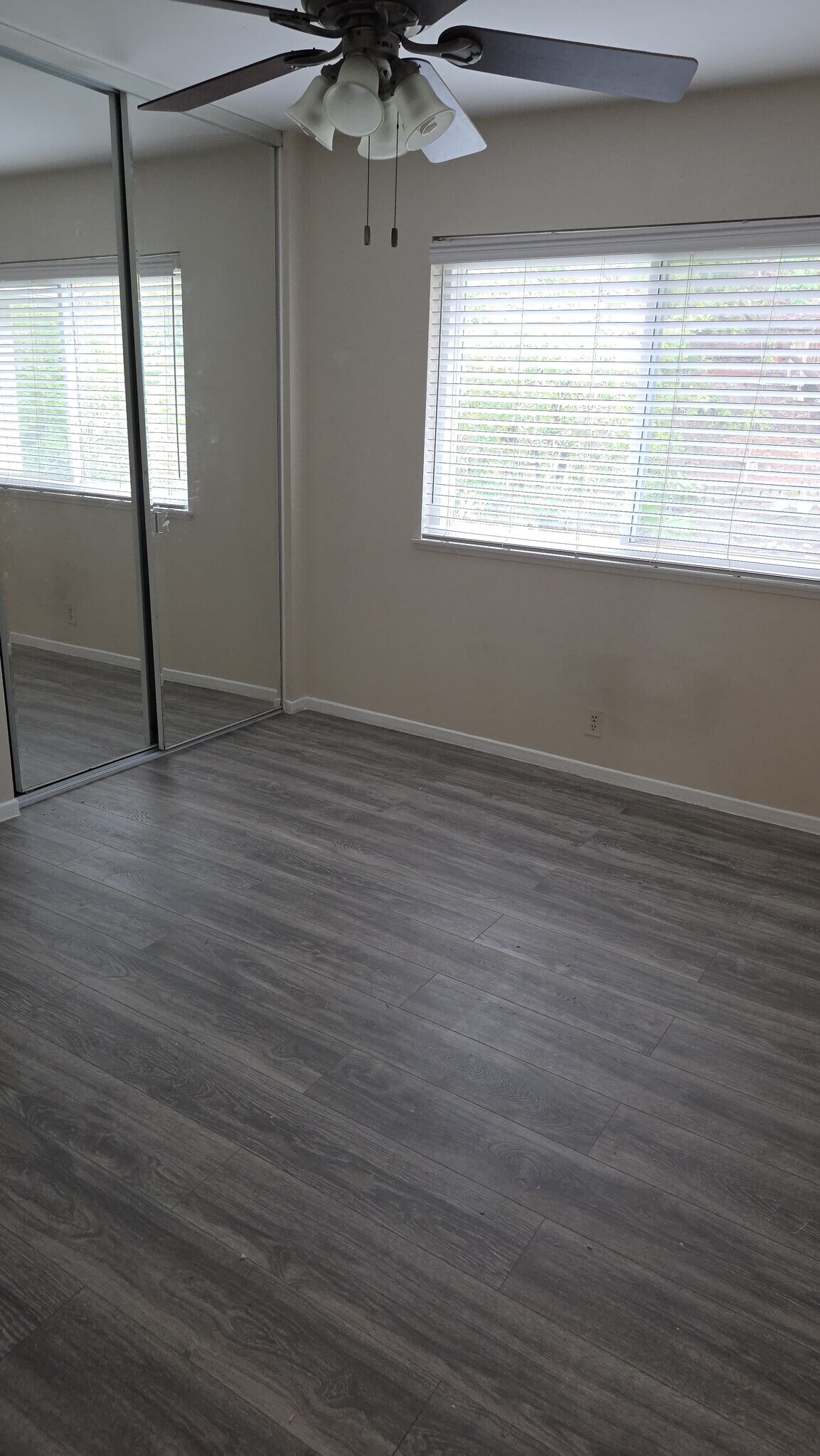 Building Photo - 26971 Floresta Ln