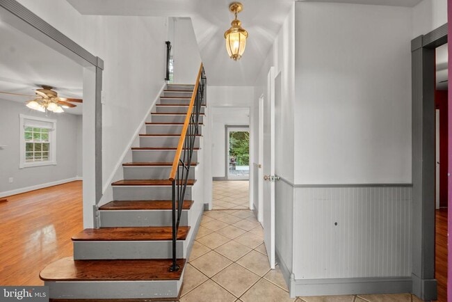 Building Photo - 3816 Irongate Ln