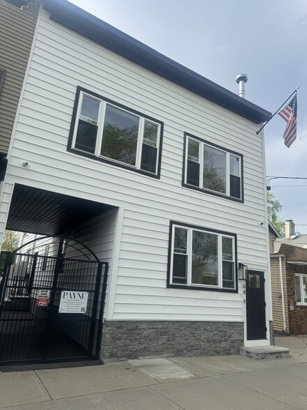 Building Photo - 164 Glenwood Ave