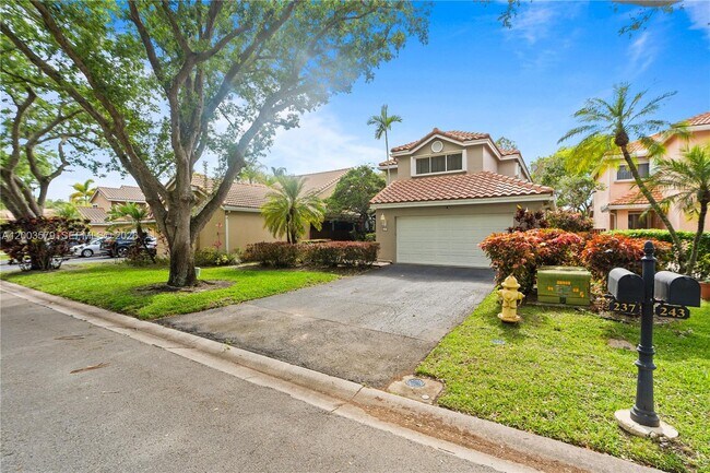 Building Photo - 237 NW 100th Ave