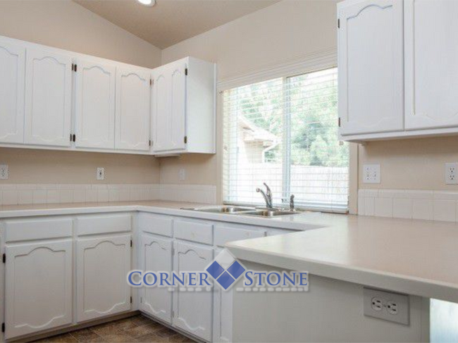 Building Photo - 12128 W Emerson Dr