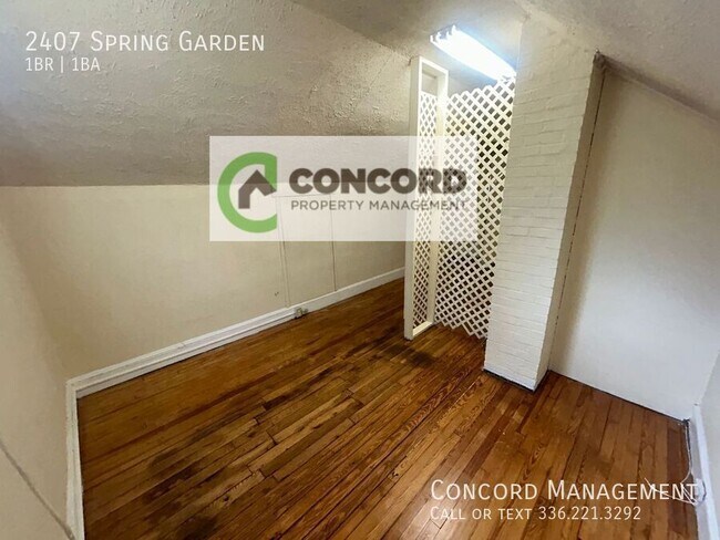 Building Photo - 2407 Spring Garden St