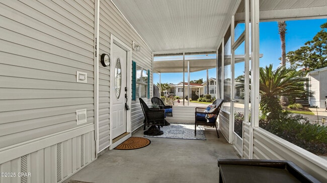 Building Photo - 1219 Thomas Dr