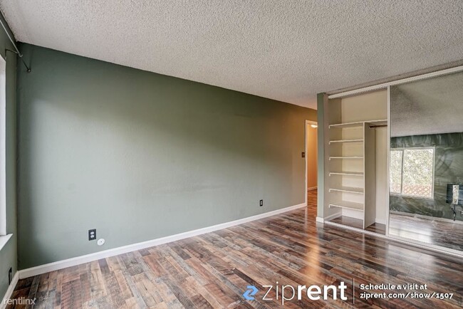 Building Photo - 1 br, 1 bath Condo - 1457 N Camino Alto, V...