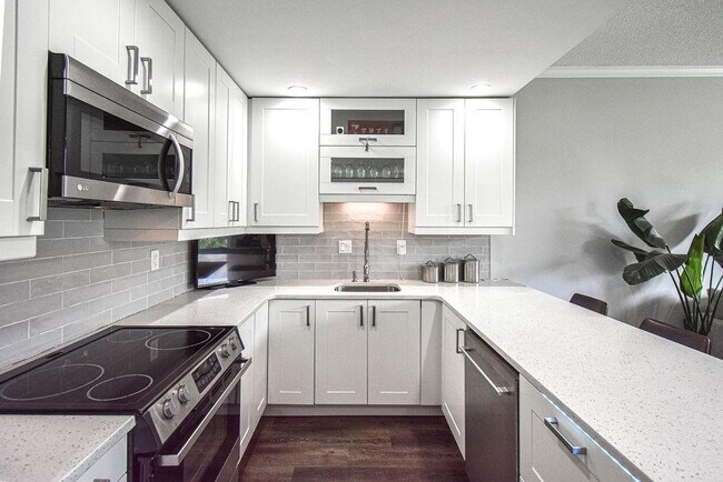 Building Photo - 130 26th St NW
