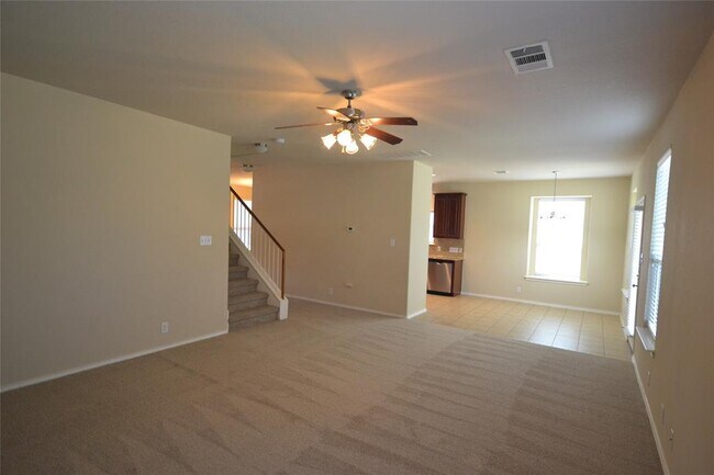 Building Photo - 409 Riverine Way