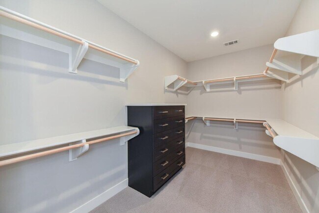 Building Photo - 4bd/4.5ba Single Family House w/ VIEW Gated Community Altair Irvine for rent