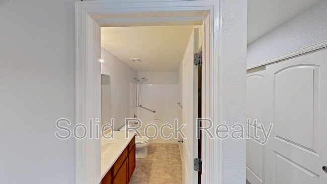 Building Photo - 6818 Whitebark Ln