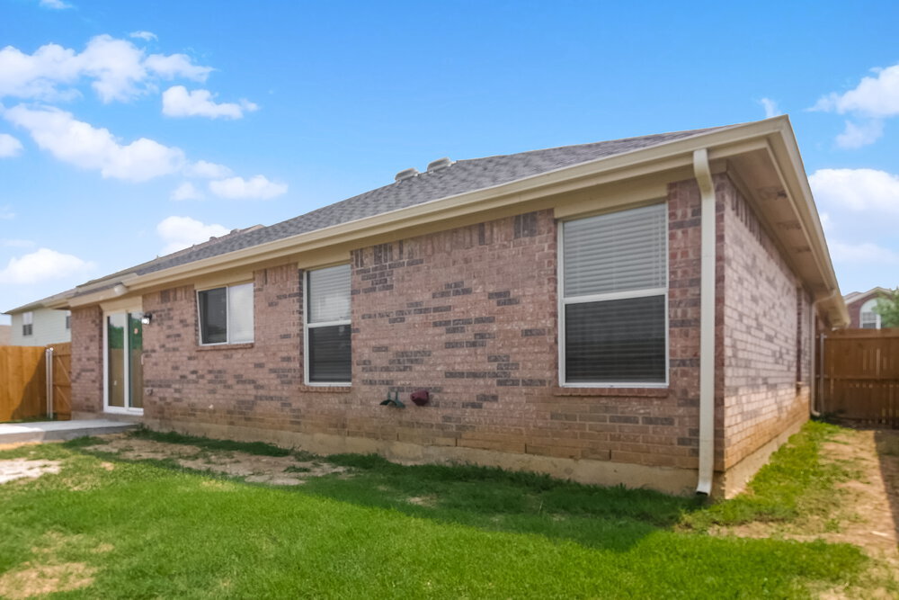 Building Photo - 10769 Braemoor Dr